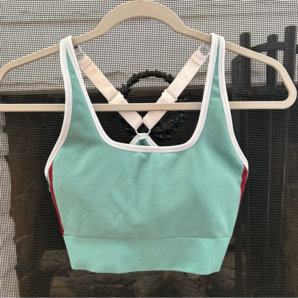 Fabletics Aisley Seamless Sports Bra - Size S